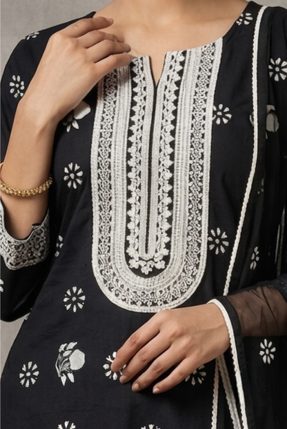 Black & White Printed Girls Dress – Lightweight Outfit