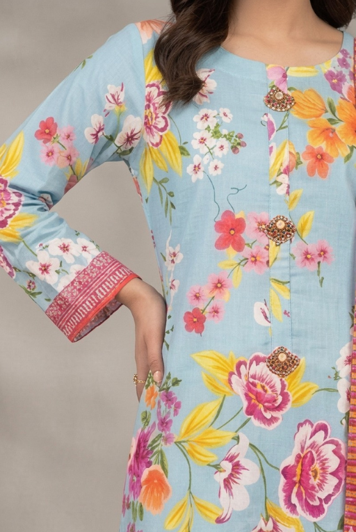 Sky Blue Floral Lawn 3 Piece Suit – Elegant Summer Wear