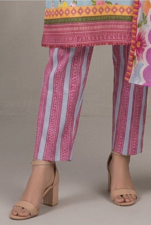 Sky Blue Floral Lawn 3 Piece Suit – Elegant Summer Wear
